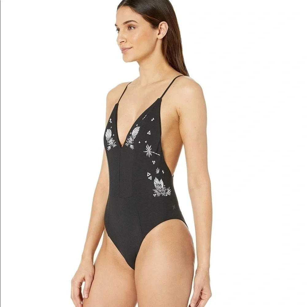 NWT HURLEY Ribbed Strappy One Piece Swim Suit